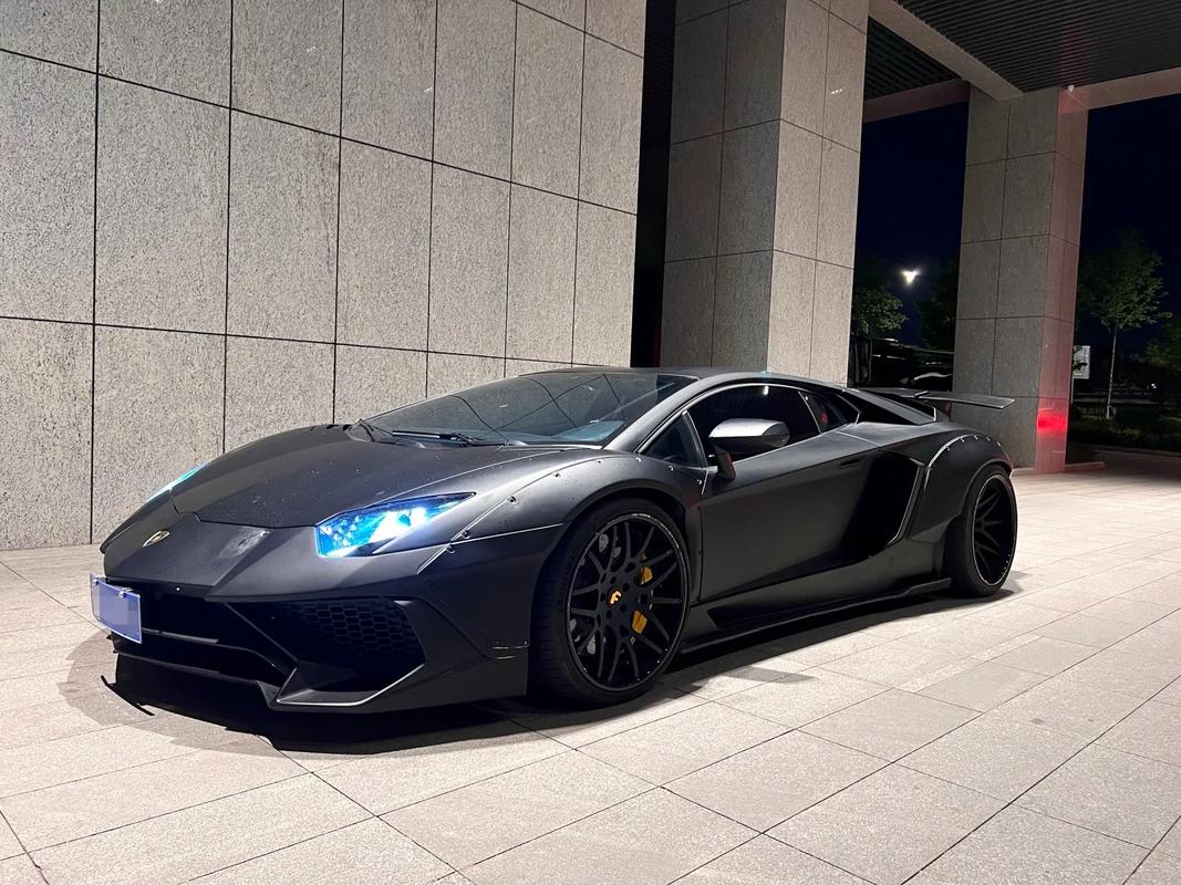 【兰博基尼lp700价格与图片,兰博基尼lp700多少钱一辆】
