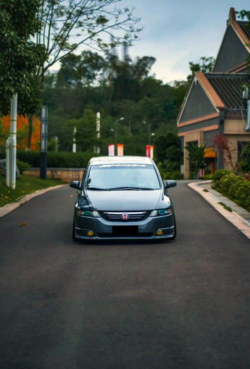 本田奥德赛改装图片/本田奥德赛改装图片欣赏