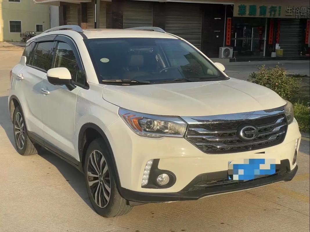 广汽传祺gs42017款 广汽传祺gs42017款自动豪华版