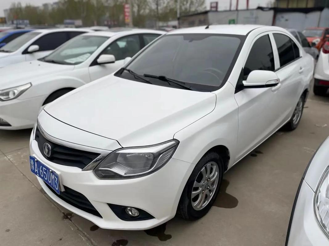 【长安悦翔v3新车价格,长安悦翔v32017款新车报价】