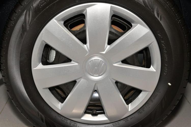 大众新款桑塔纳(大众新款桑塔纳轮胎)