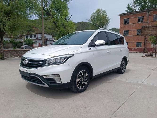 欧尚a800价格及图片(欧尚a800价格及图片大全)