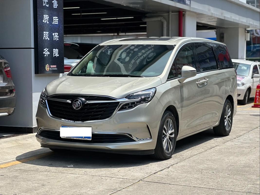 别克gl8改款最新消息 别克gl8商务车报价2020款改装版的2018款