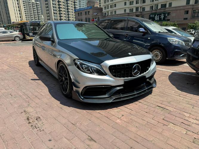 【奔驰c63落地价多少钱,奔驰c63新车多少钱】