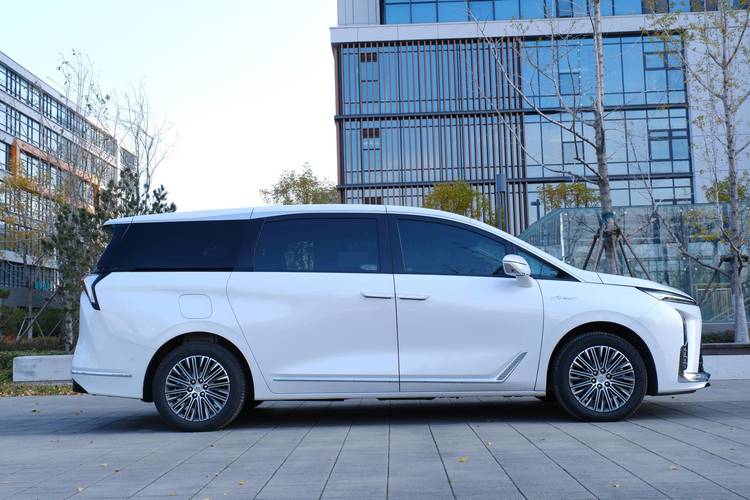 g18别克多少钱,别克g18es商务车多少钱