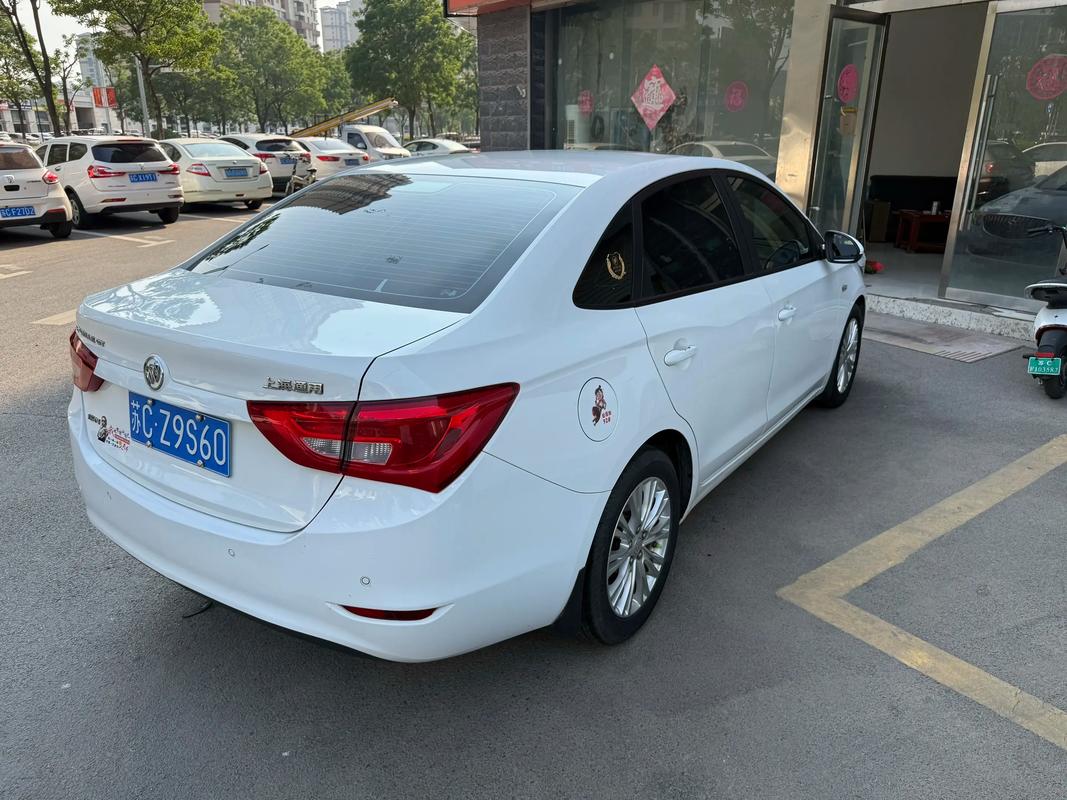 别克英朗2015款参数／别克英朗2015年16高配