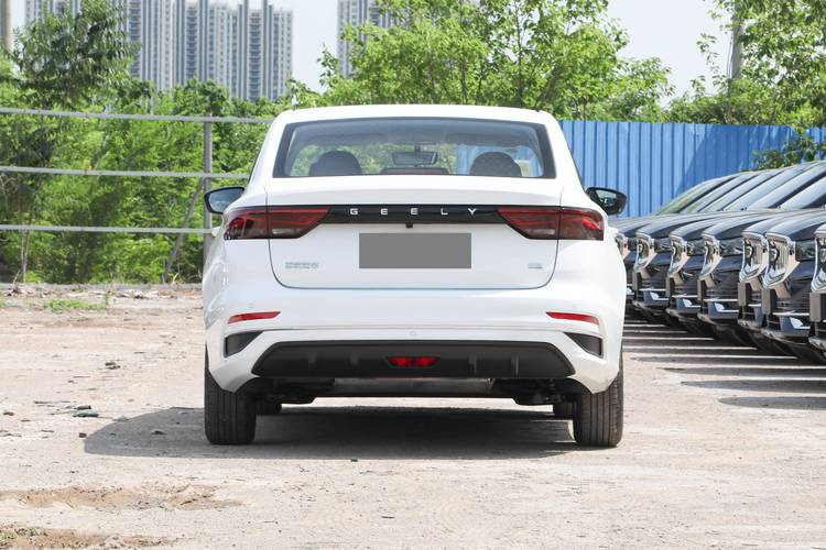 吉利帝豪自动挡价格表 吉利帝豪自动挡价格表图片