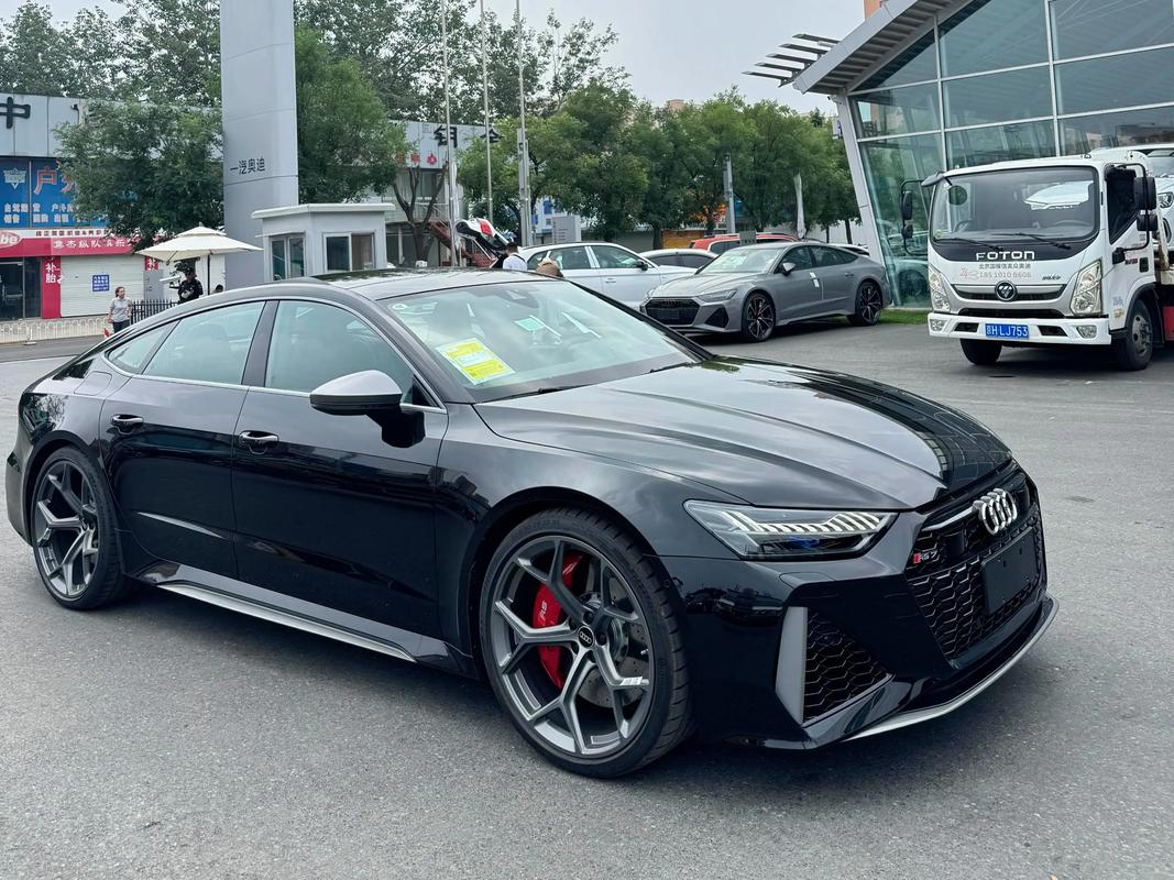 奥迪rs7r落地价,奥迪rs7最低价格