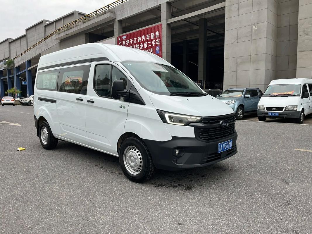 福特全顺23款报价(2021款福特全顺最新款)